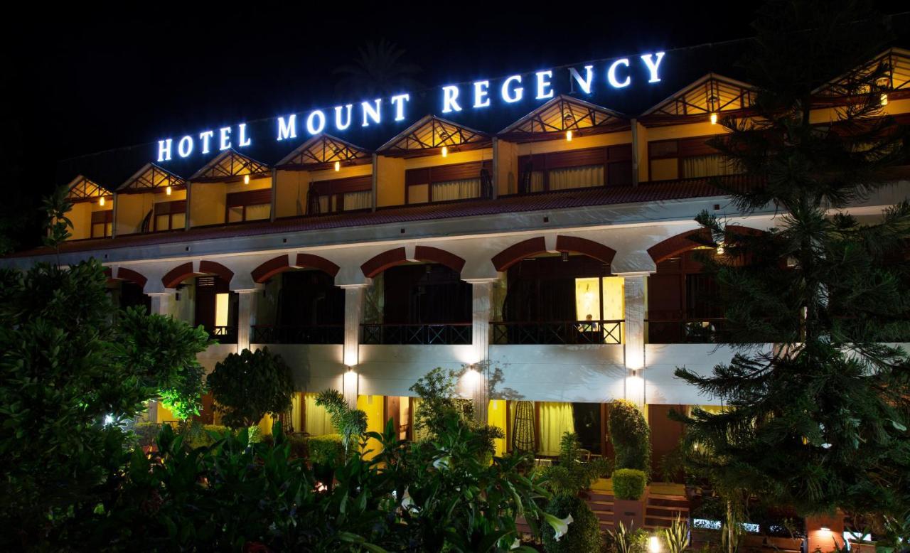 Hotel Mount Regency Маунт-Абу Экстерьер фото